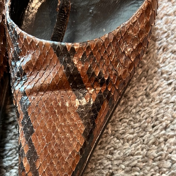 Giorgio Armani Brown Snakeskin Women Shoes - Picture 14 of 14